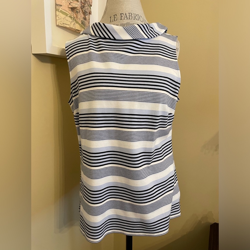 Sleeveless top
